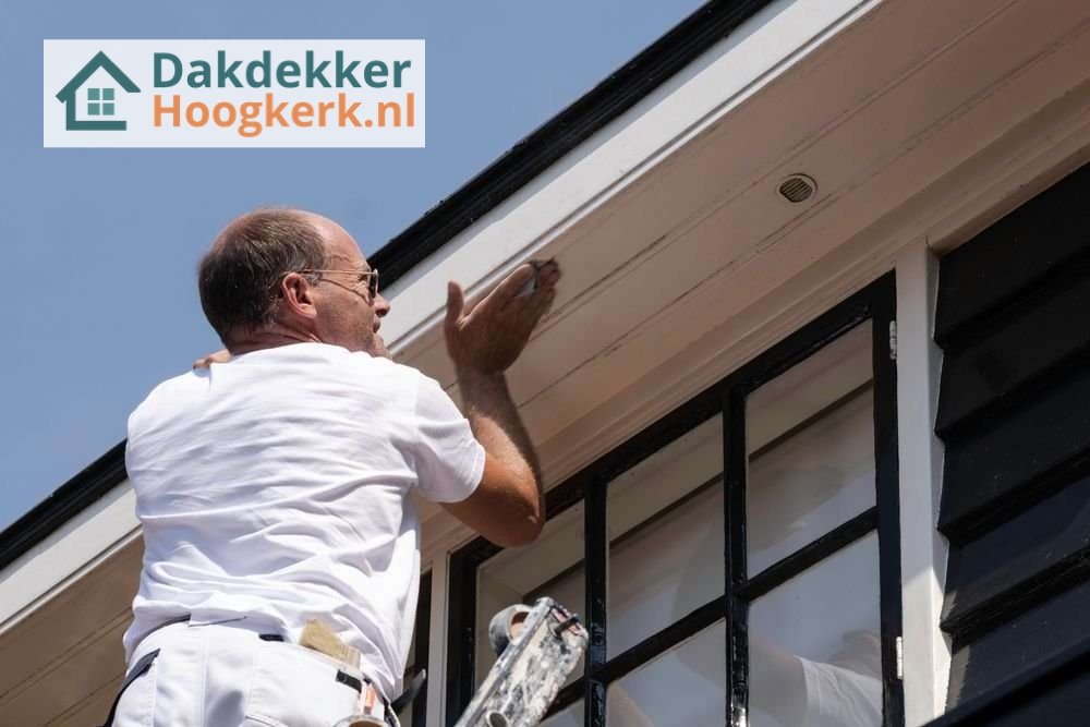 Dakgoot afwerken door onze dakdekker in Hoogkerk
