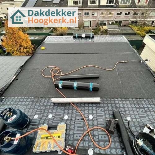 Plat dak Hoogkerk opnieuw leggen