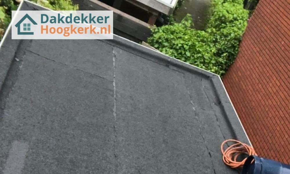 Wat kost een plat dak herstellen in Hoogkerk?